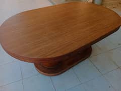 Oval dining table