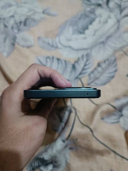 oppo reno 11f 5g in good condition 4