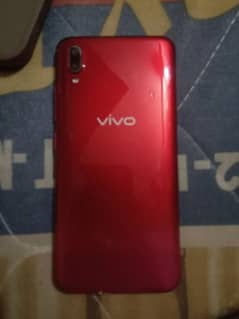 vivo y93s 6 128h bikul new kit ha ladies hand use hai