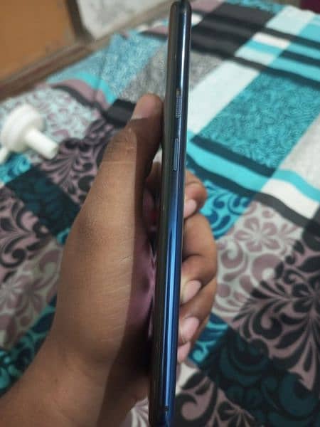 One plus 7 pro 12gb ram no exchange possible 3