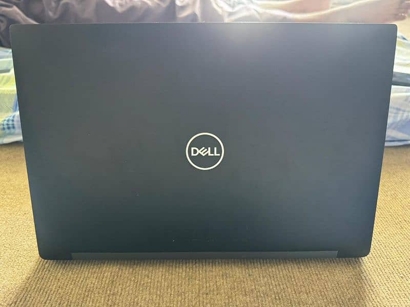 Dell 7499 touchscreen Core i5 7th 1