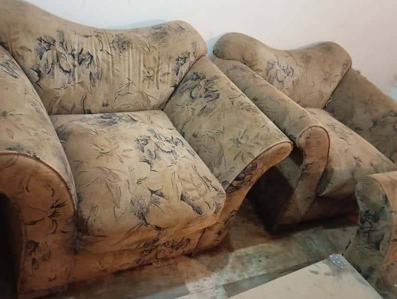 sofa 7 seater and furniture for sell 0