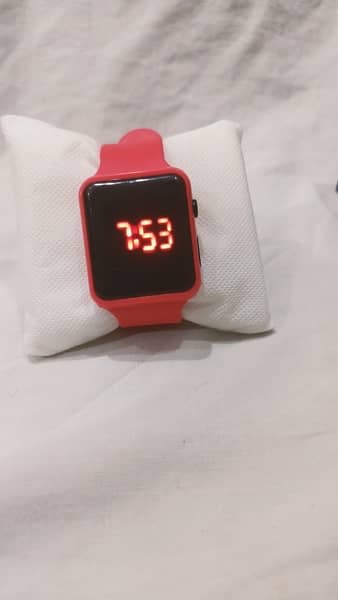 Simple led display watch with very cheap price 2