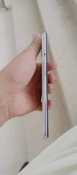 oppo f11 mobile good condition 3