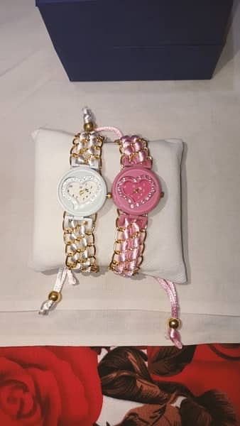 Girsl fashionable heart style watch 2