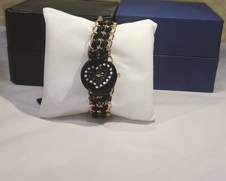 Girsl fashionable heart style watch 4