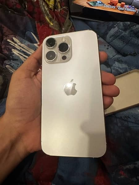 iPhone 14 Pro Max 512gb JV Silver 96% Health 6