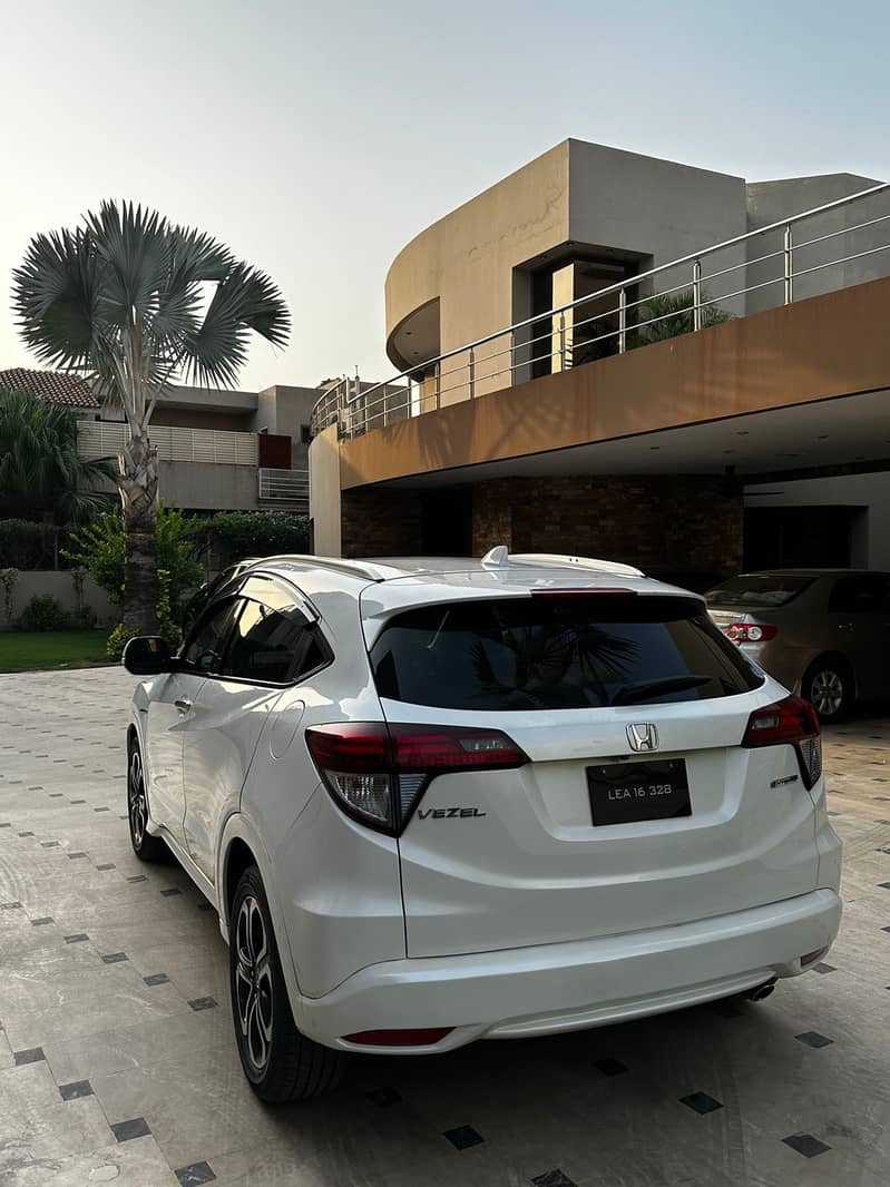 Honda Vezel 2015 2