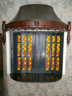 Beautiful wooden peice at the kitchen counter