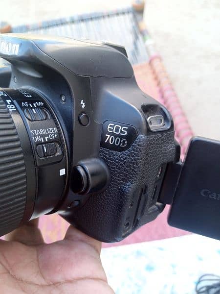 Canon 700d new offer Urgent Sale in lower price 0