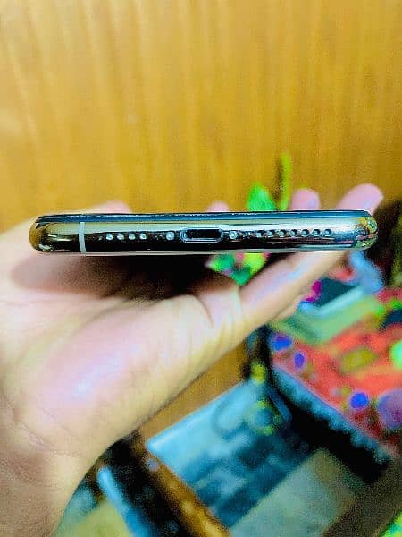 Iphone 11 pro max 256 sim working with box dual sim 3