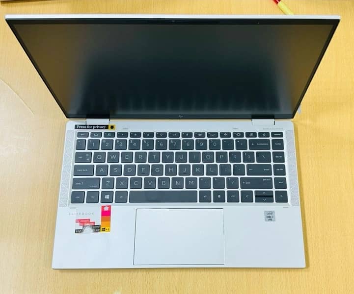 HP ELITEBOOK 1040 G7 COREI7 10 GENERATION 0