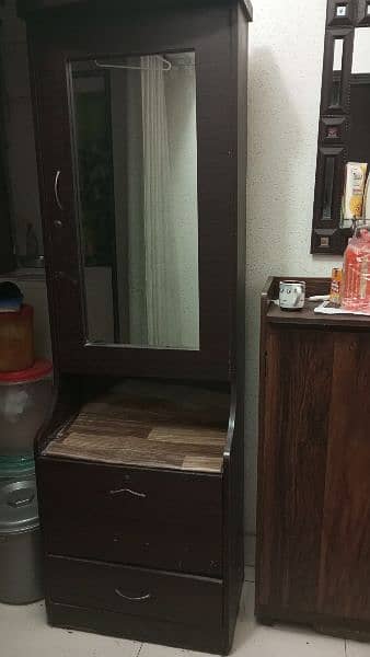 dressing table. in a good condition 0