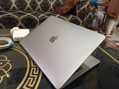 MacBook