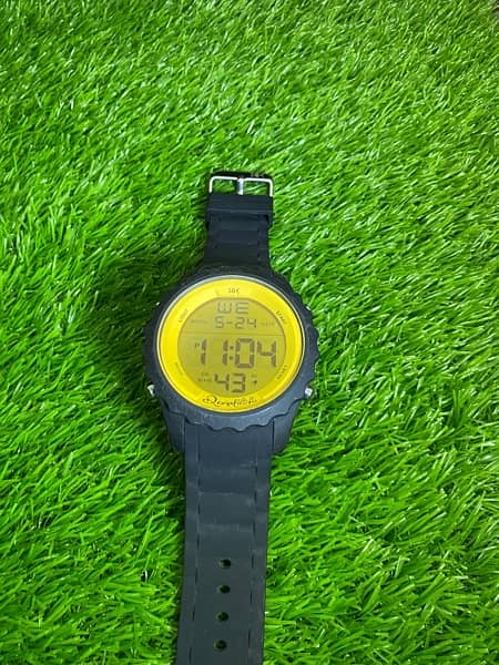 18 K Mens Original Sports Watch 4