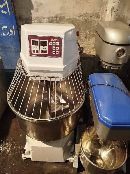 60 kg capacity dough spiral mixer machine imported 3 phase voltage 14