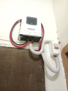 solar inverter charger