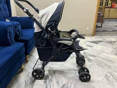 Mama's and papa's imported stroller
Easy to move easy to carry 0