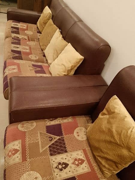 6 seater sofa set available for sale 0