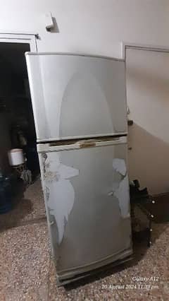 Dawlance fridge for sale