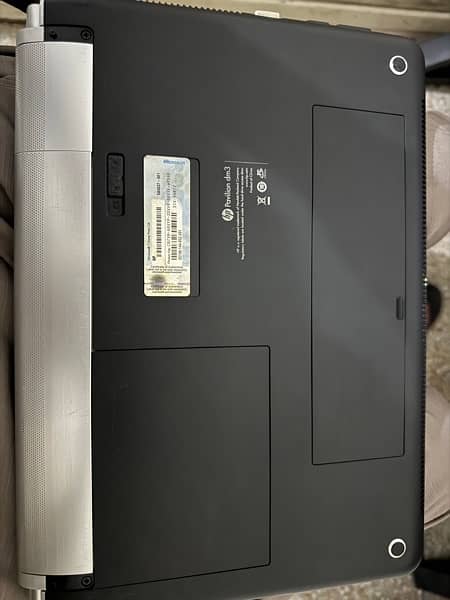 hp laptop almost new 1