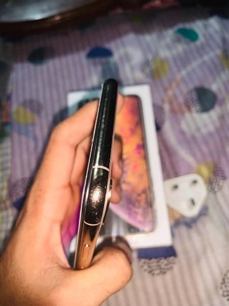 Iphone xs max (256) With box Exchange possible 4