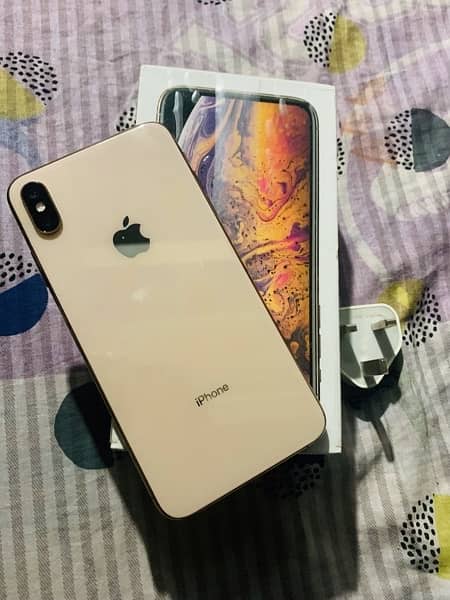 Iphone xs max (256) With box Exchange possible 8