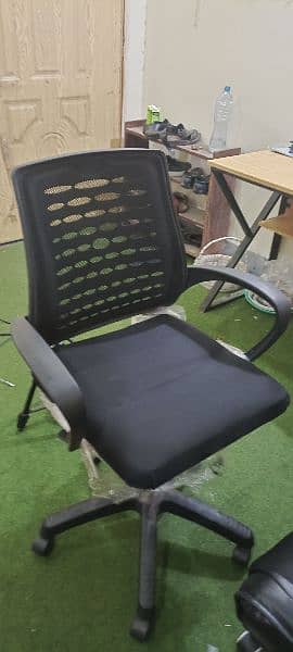 office chairs/ chairs/office tables/ Boss office chair/revolving chair 7