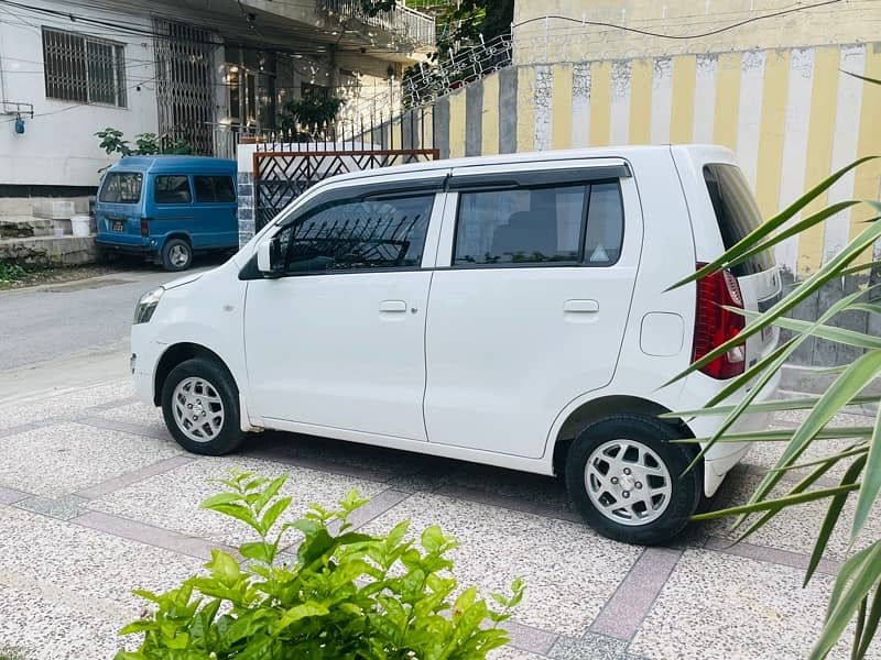 Suzuki Wagon R 2022 10