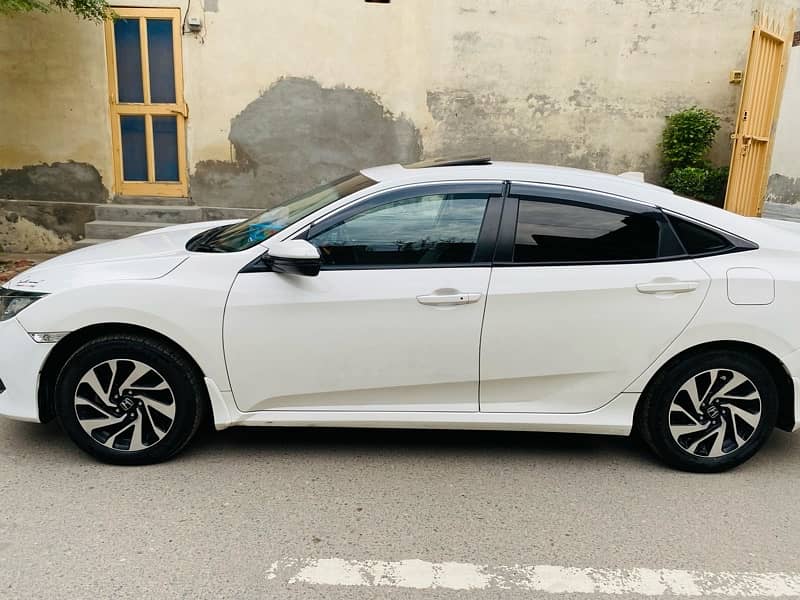 Honda Civic Oriel 2019 3