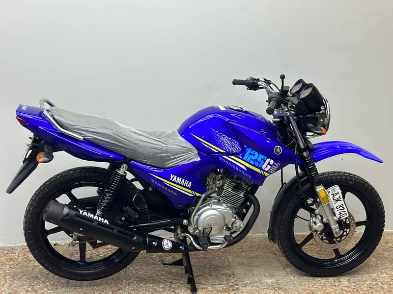 yamaha ybr125g limited edition ( 2022 Model ) 5