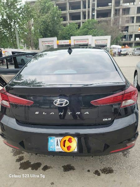 Hyundai Elantra 2022 7