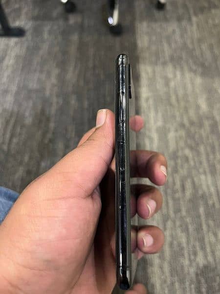 Iphone X FU 256gb PTA Approved 5