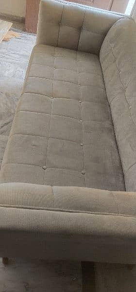 good condition sofa 2