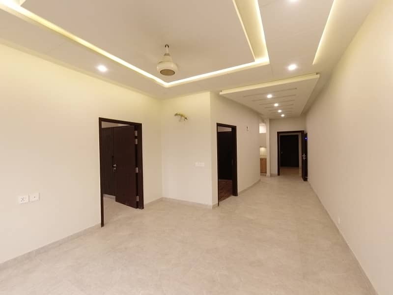 2 Bedroom Luxury Apartment For Rent 16