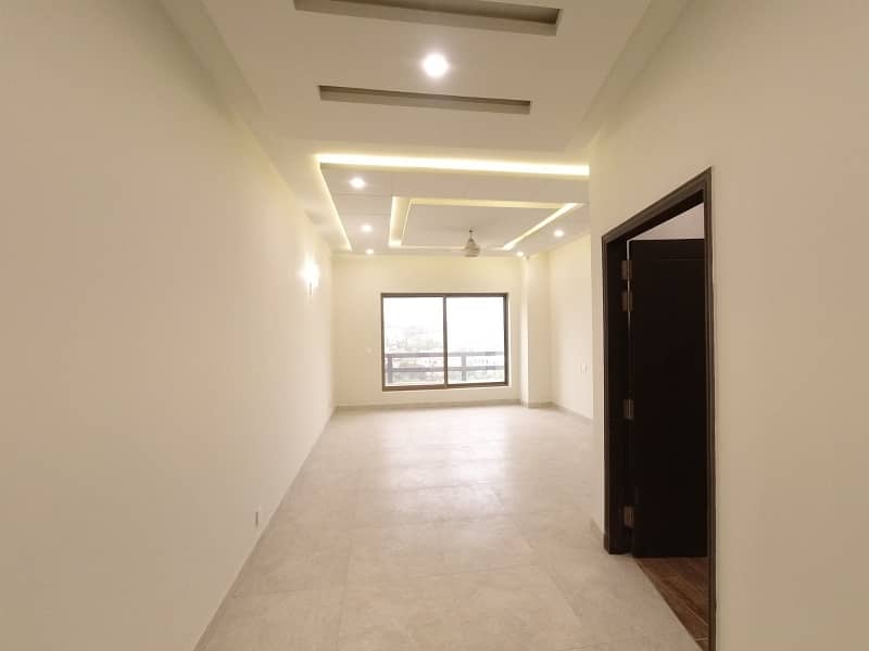 2 Bedroom Luxury Apartment For Rent 18