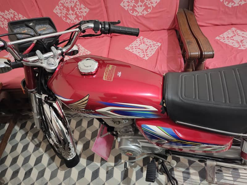 Honda CG 125 2022 4