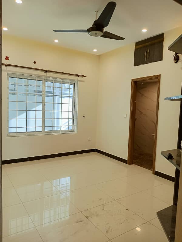 Modern Design Luxurious Tiles & Wooden Flooring Full House Available for Rent in D-12/1 8