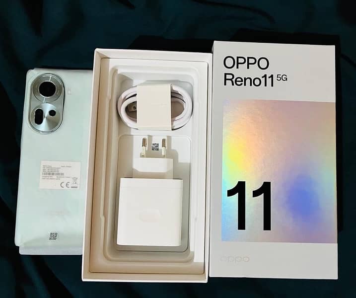 OPPO Reno 11 5G Color Wave Green 4