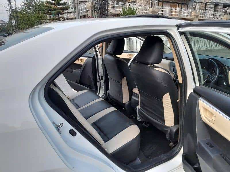 Toyota Corolla Altis 2022 Special Edition Sunroof top of line 17