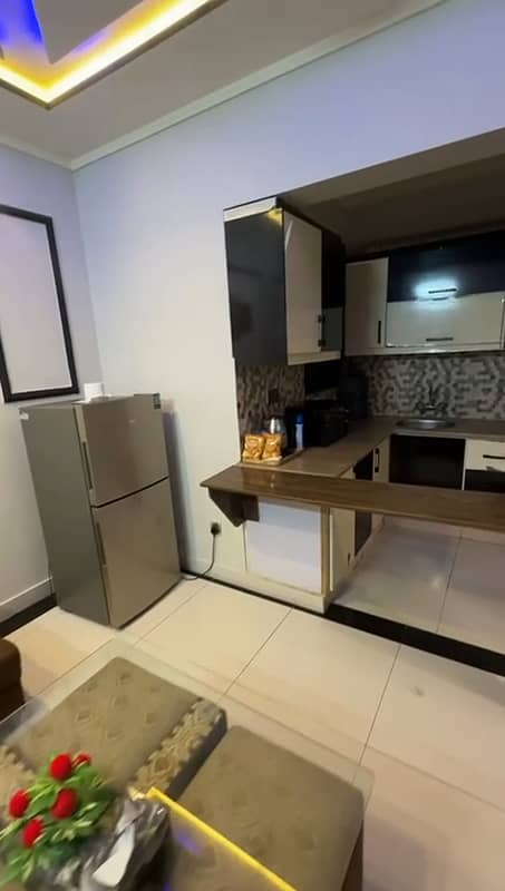 Par day short time furnished apartment available 6