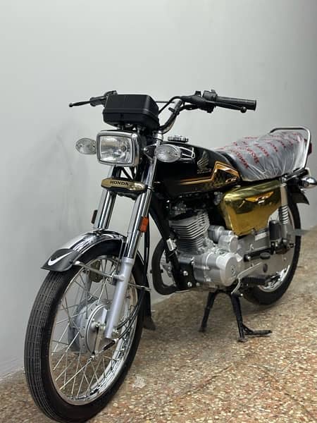 honda cg125cc 2024 ( gold edition ) 0