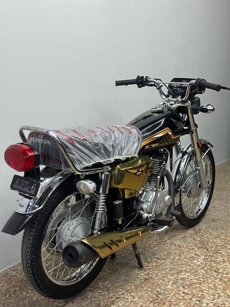 honda cg125cc 2024 ( gold edition ) 6