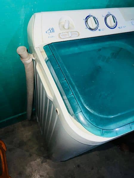 Haier washing machine  original condition contact 03010214297 5