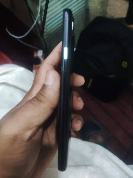 I am selling Google pixel 4a 4g parts. . 03289203346 3