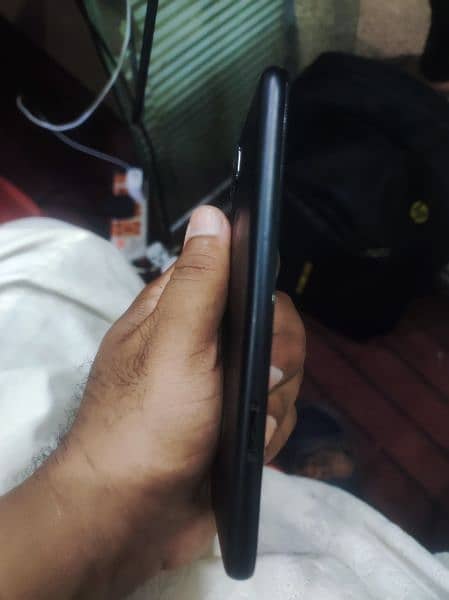 I am selling Google pixel 4a 4g parts. . 03289203346 4