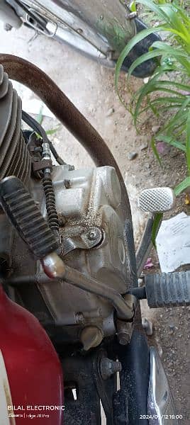 Honda 125 euro urjant sell Lahore number 4