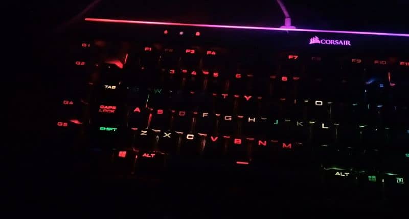 Corsair k95 platinum xt 4