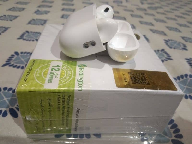 Airpods pro 2nd generation (New model) 4