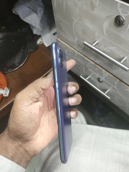 oppo F17pro For Sell sealed set complete saman with box and chargr 1